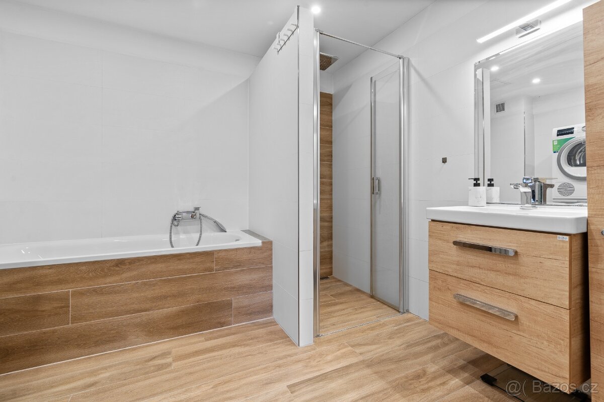 PRODEJ RD PAŠOVICE - 13