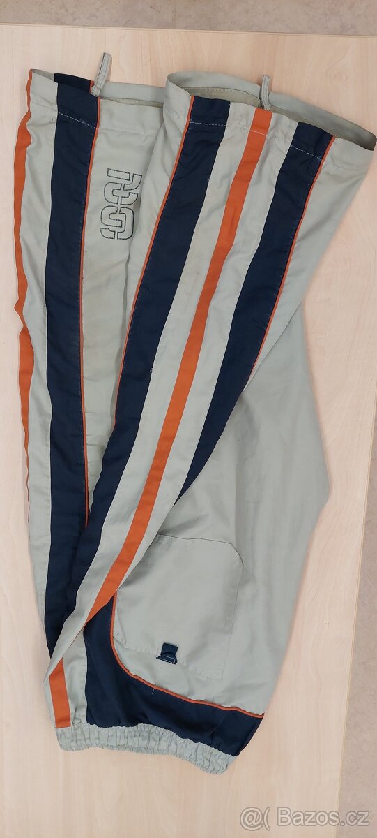 Šortky, bermudy Adidas a jiné - 13