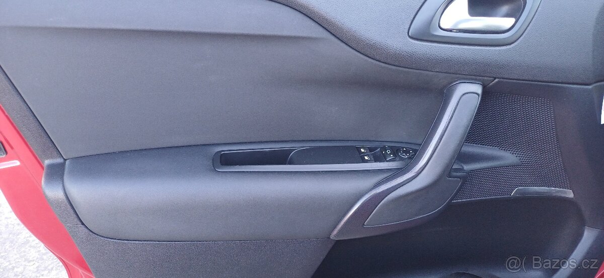 Citroën DS4, CITROEN DS4 1:6HDI DORS - 13