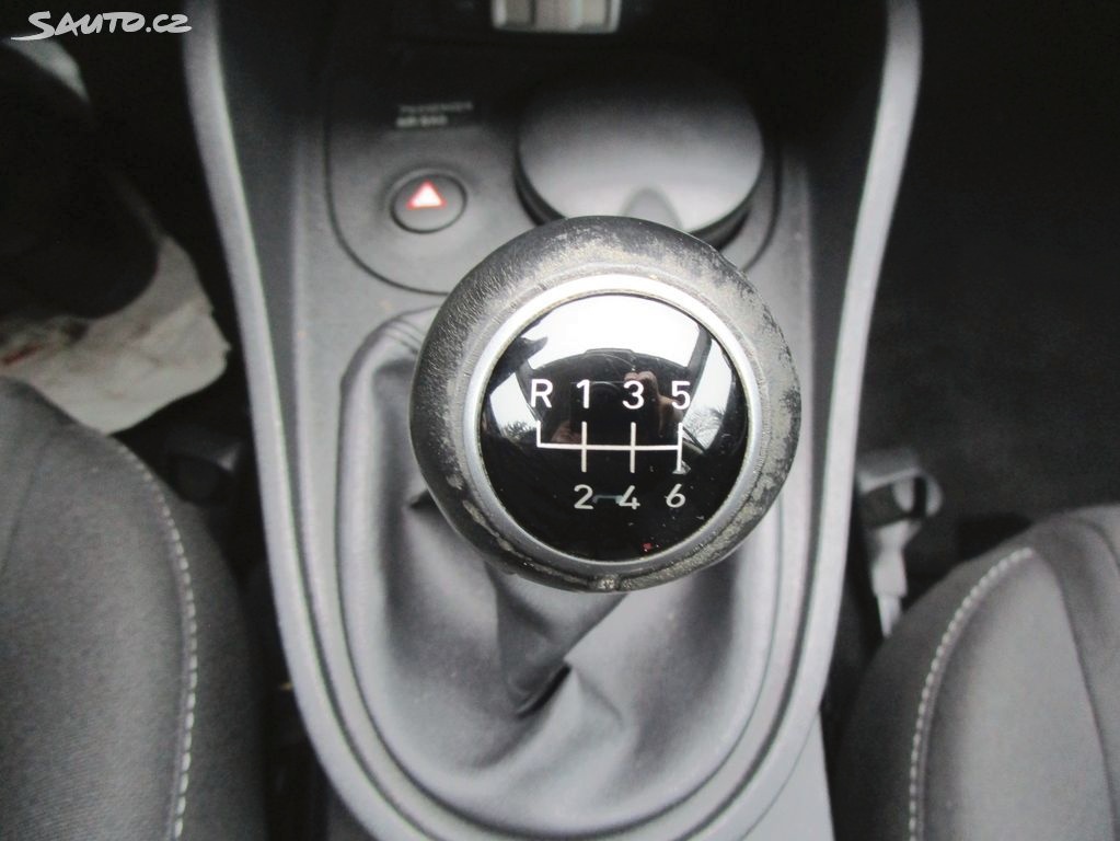 Seat Leon, 1,4TSI-92KW-LINEA"R"- NOVÁ STK - 13