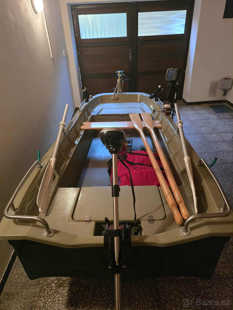 Rybářská loď, pramice TINA II 335 x 125 - 13