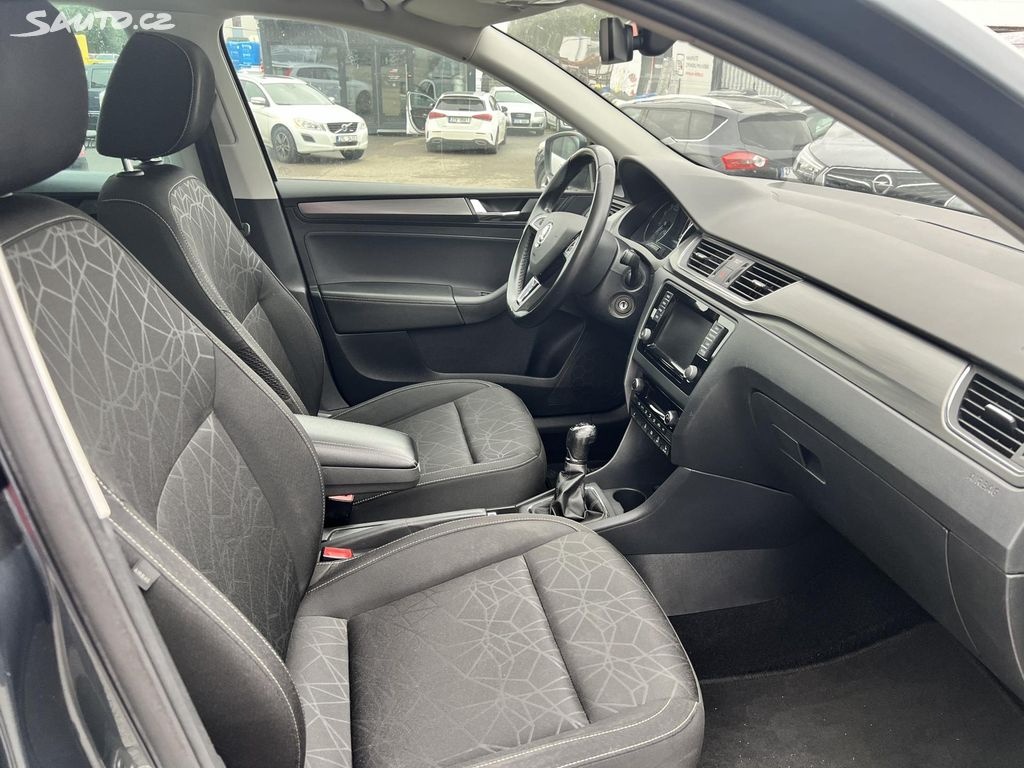 🚗 Škoda Rapid Spaceback CLEVER 1.0TSi 70kw - 13