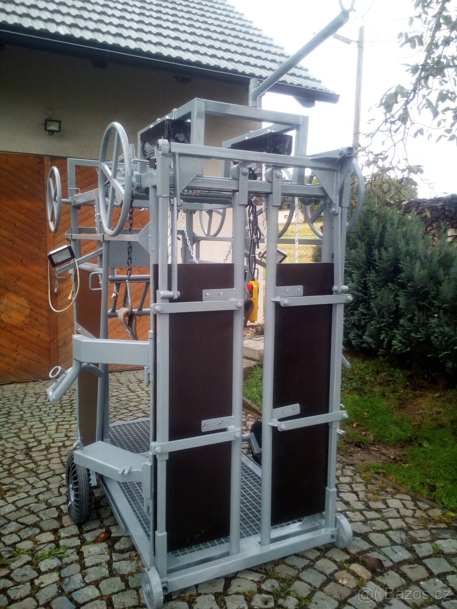 Fixační klec pro skot - 13