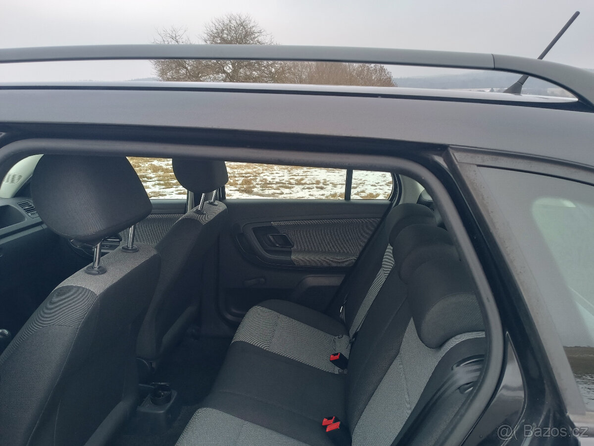 Škoda Fabia 2 kombi 1.2 TSI nová stk TOP - 13
