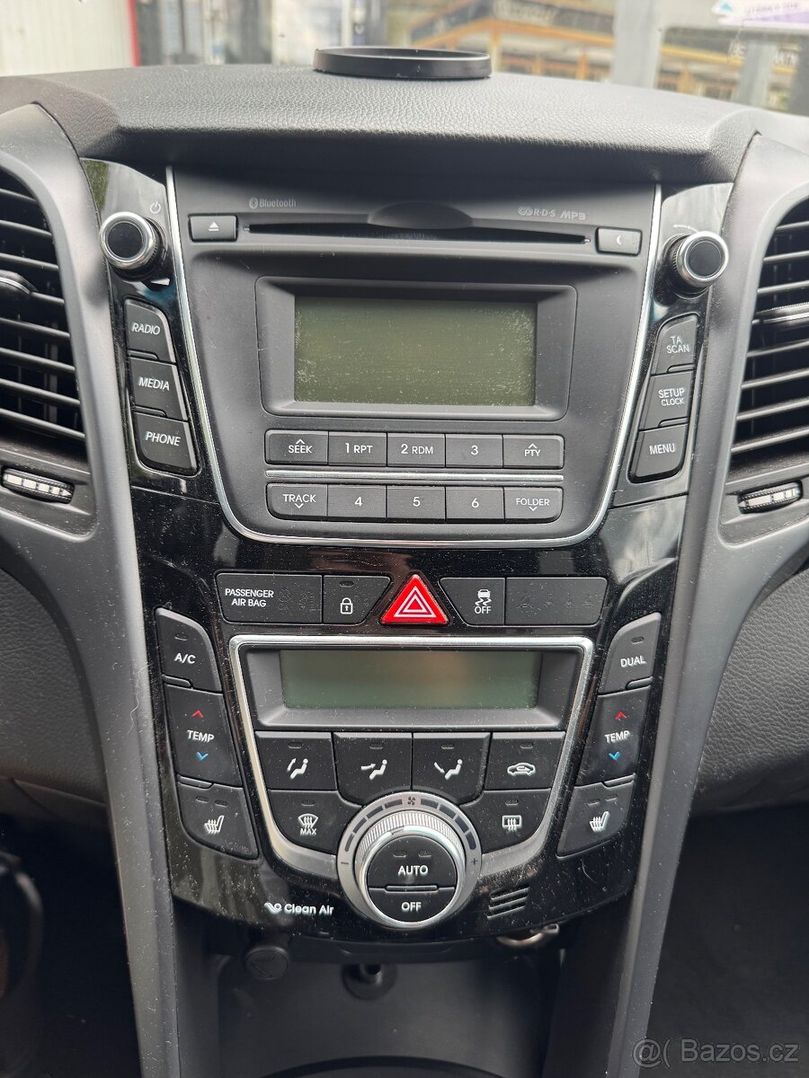 Hyundai I30 1.6GDi - 13