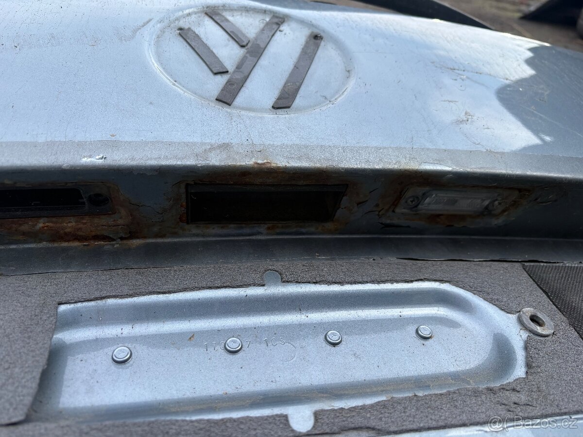 Touran 1T2 dveře kapota - 13