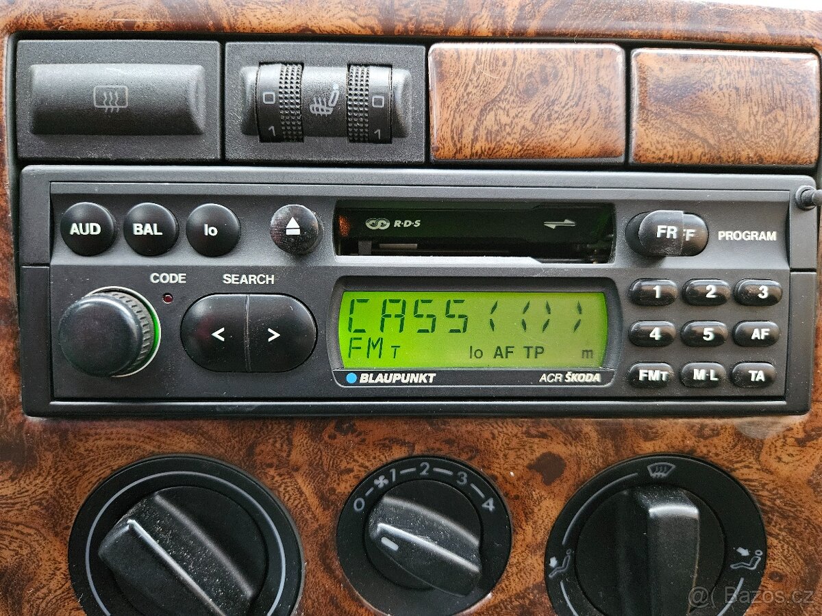Škoda ACR autorádio Blaupunkt + šuplík - 13