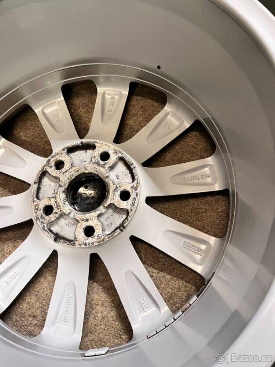 5x112 originál alu VW Golf - ET 51 - 13