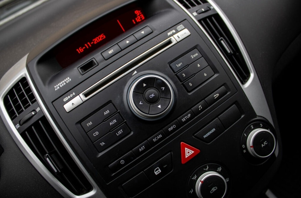 Kia Ceed 1.4 - 1. majiteľ - 13