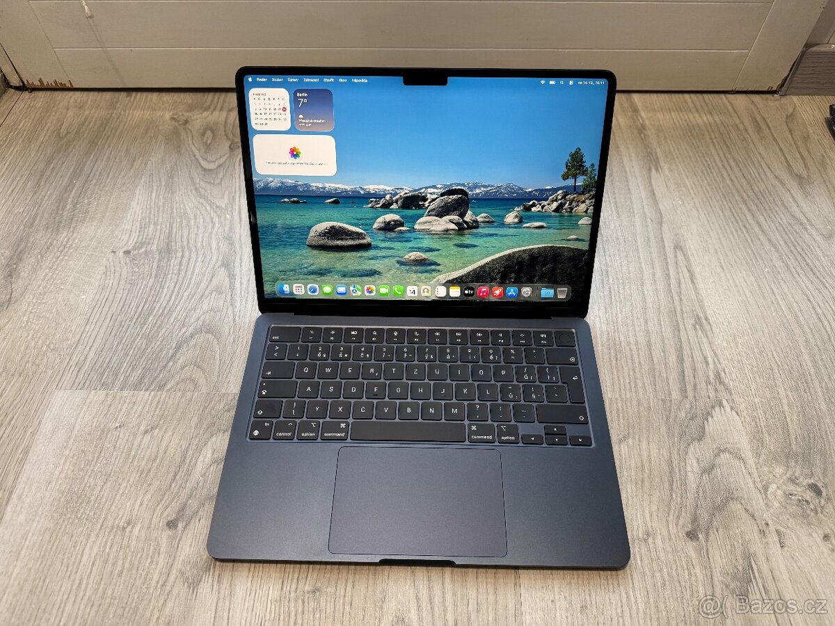 Apple MacBook Air M2/8GB RAM/256GB Midnight - 13