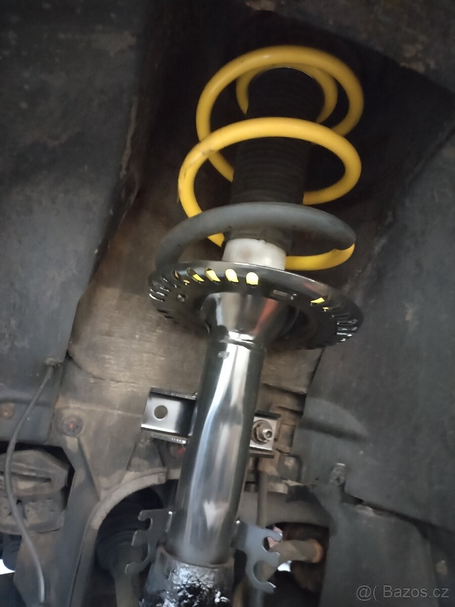 Volkswagen Multivan T5, 2.5TDi 128kW, 4motion, tažné, 5 dveř - 13