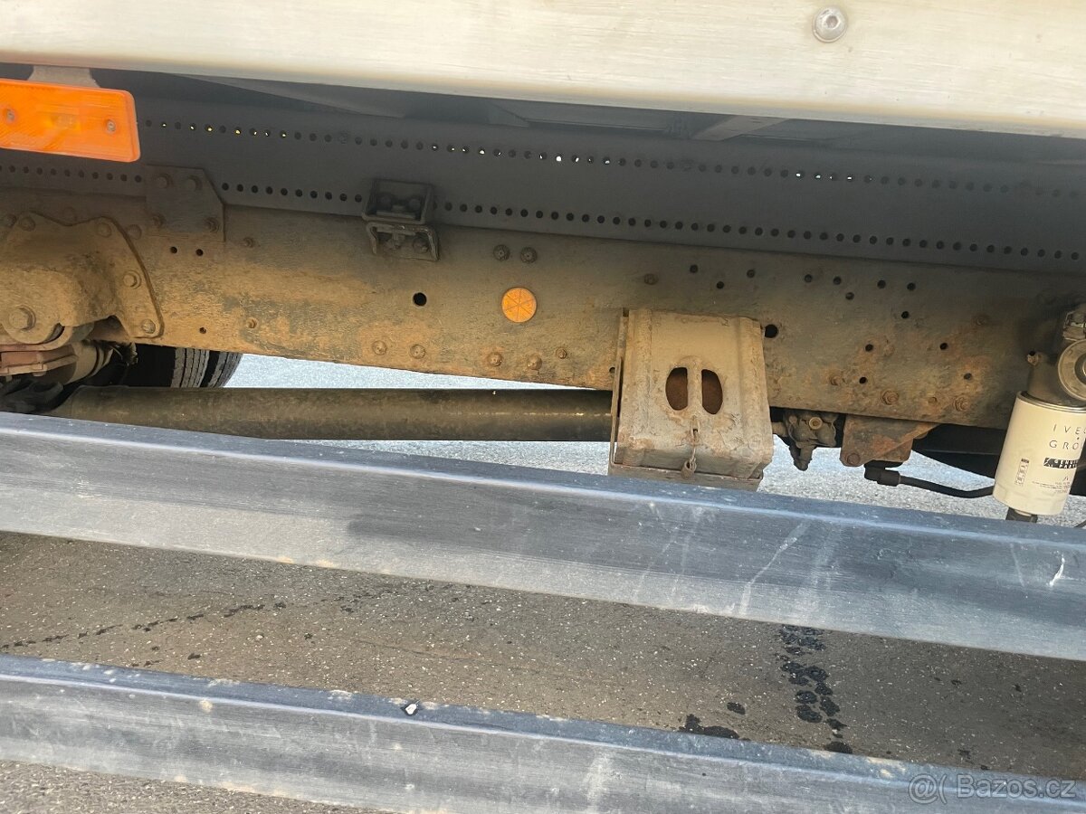 Iveco Eurocargo 12 t s hydr.čelem, 18 palet - 13