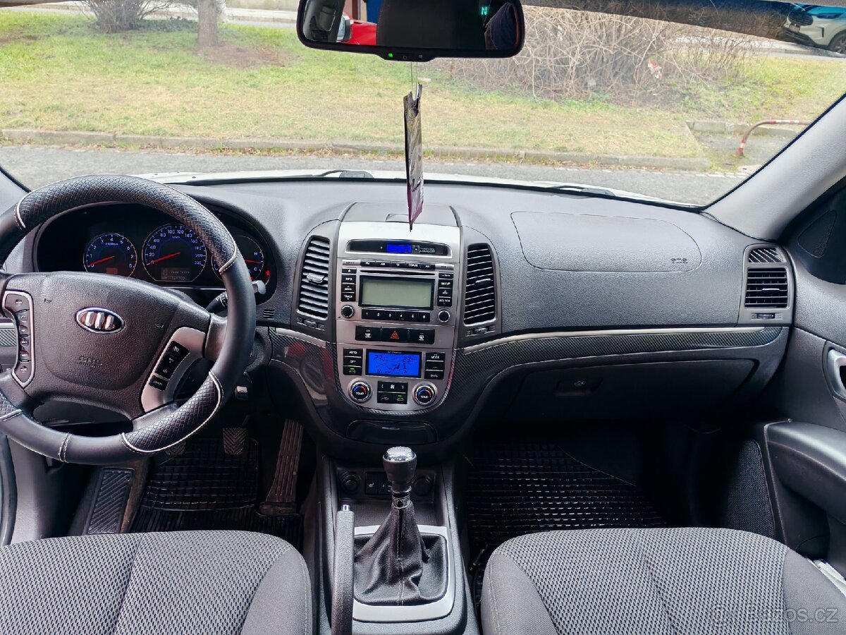 Hyundai Santa Fe 2.4 CVVT (benzín) - 13