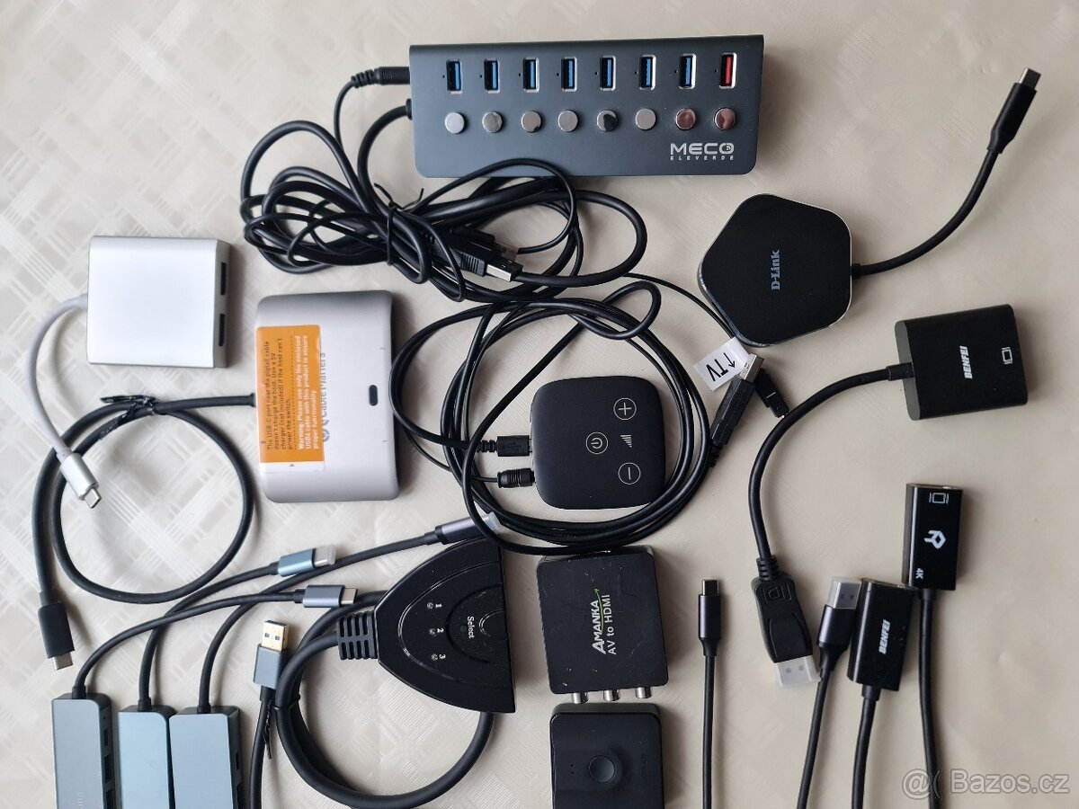 Adaptéry, dokovací stanice, rozbočovače USB-C HUB - 13