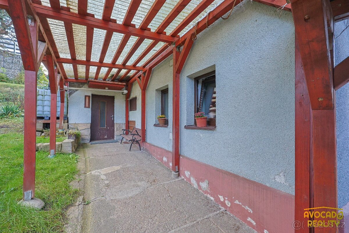 Dům ve Vesci k rekonstrukci - 13