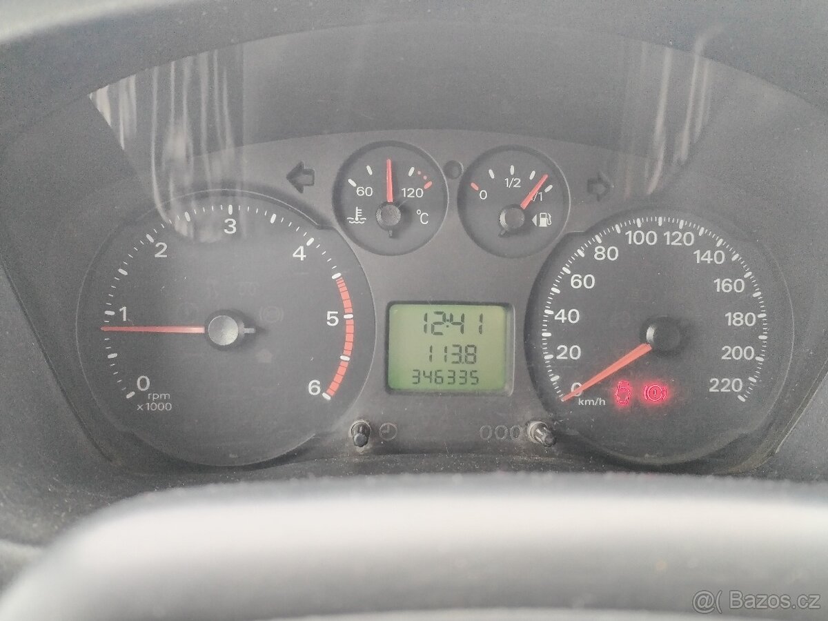 Ford Transit 2.4l, 103kw, rok 2010 - 13