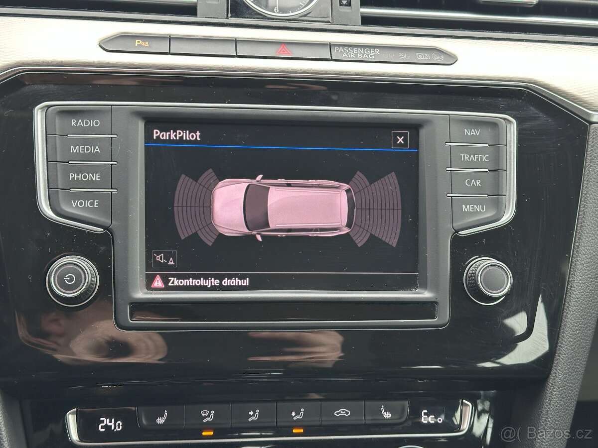 Volkswagen Passat GTE 2016 - 13