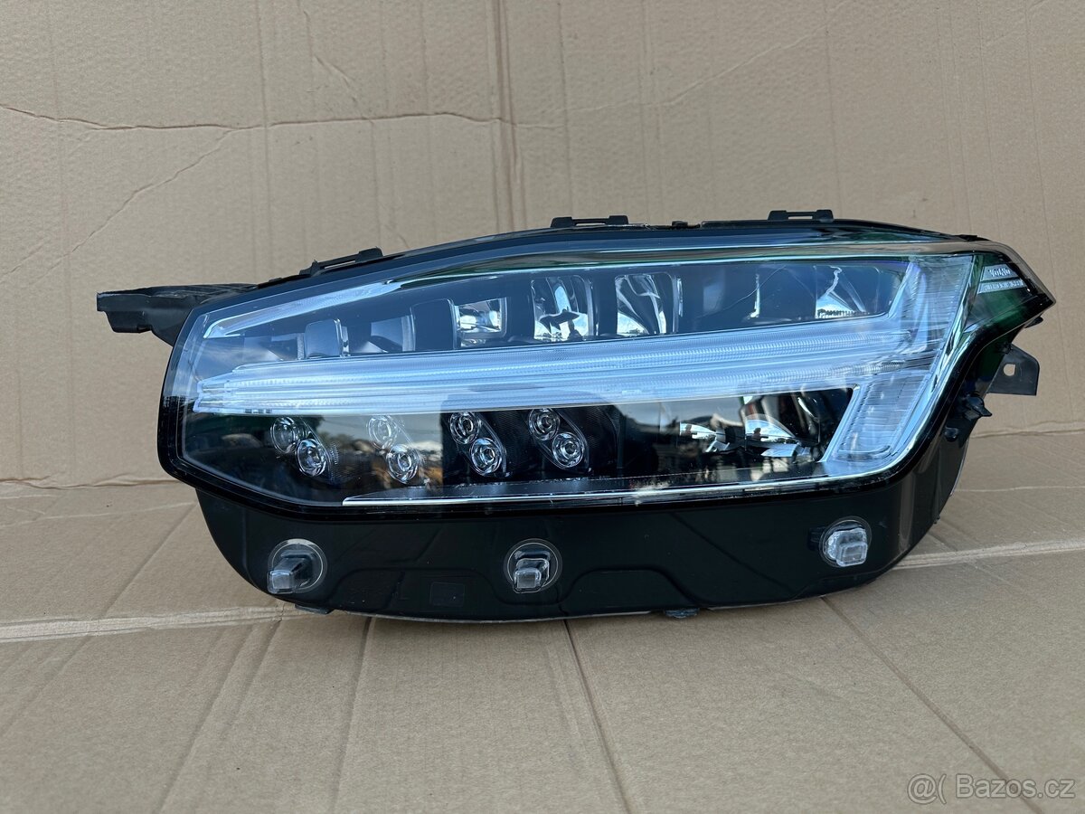 Volvo XC 90 levý full led - 13