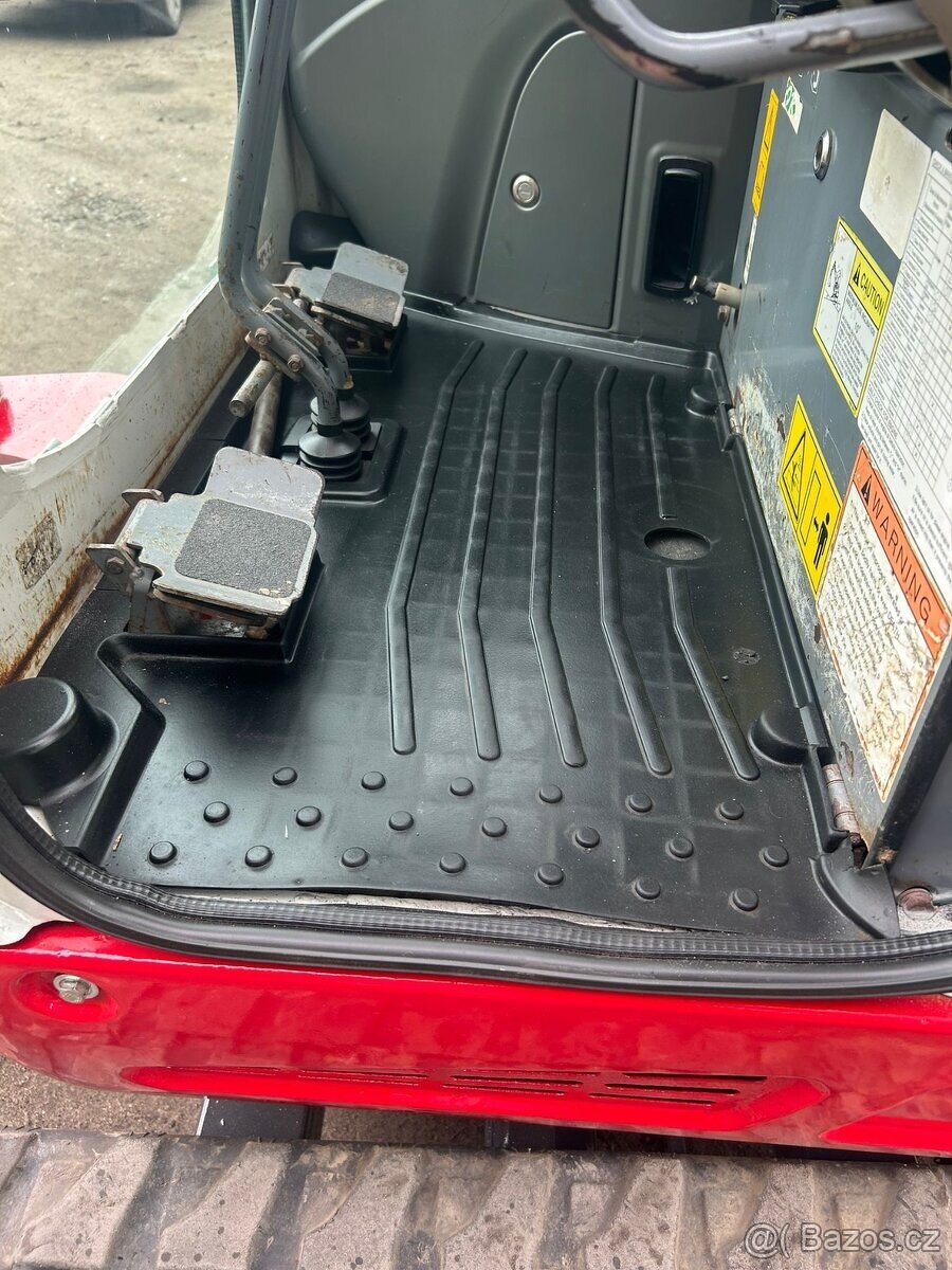 Takeuchi tb216 rok 2018 - 13