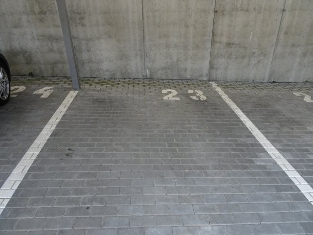 Pronájem 1+kk, ul. Palackého tř., Královo Pole, 39 m2, garáž - 13