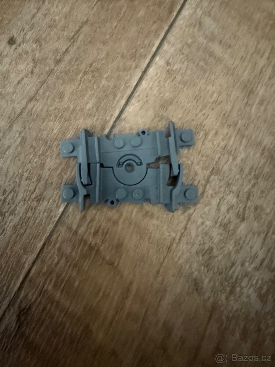 Lego vlaky, koleje, nadrazi - 13