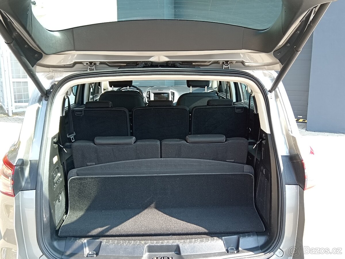 Ford S-MAX 2,0 TDi, 7 míst - 13
