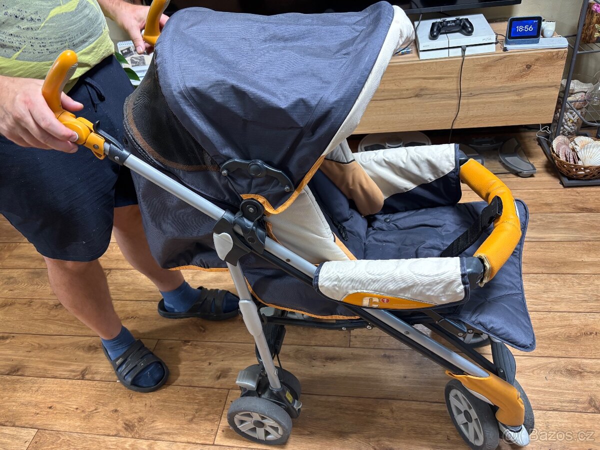 Kočárek CHICCO 0-2/3roky - 13