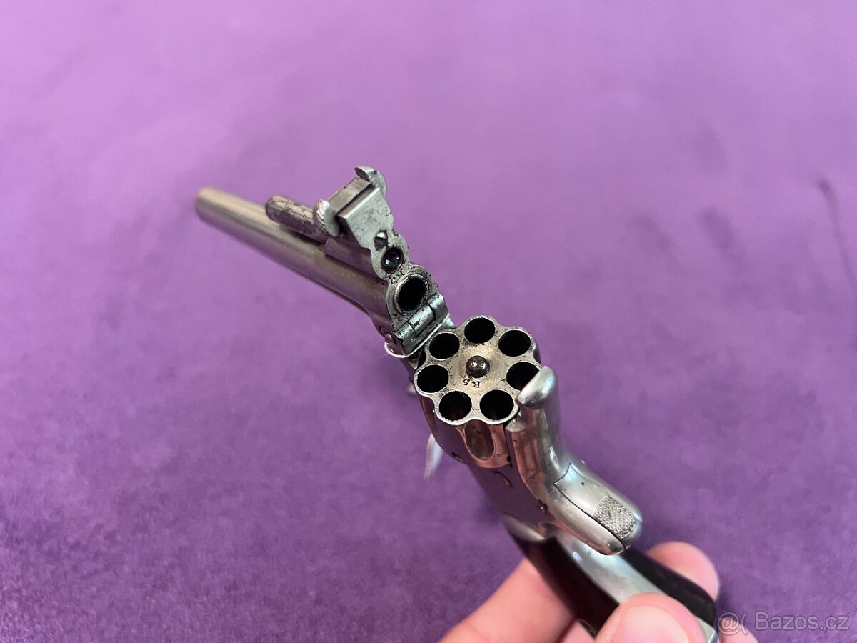 Historický Revolver Smith & Wesson - 22 short - 13