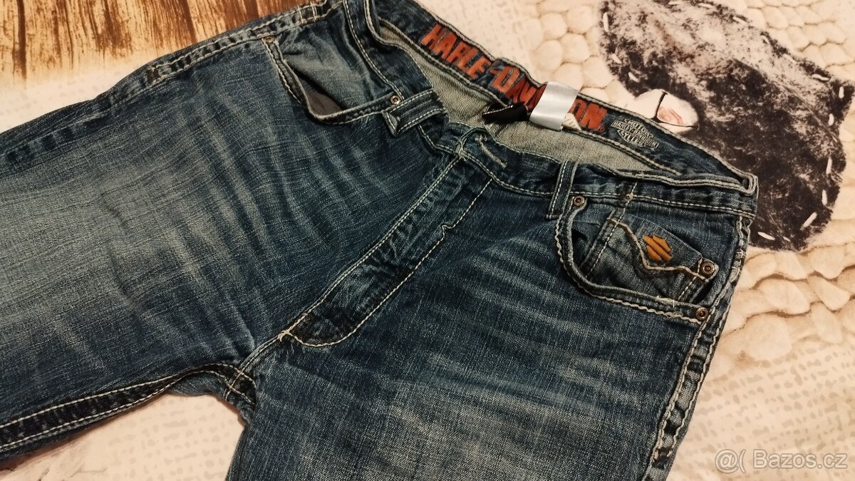 Harley Davidson 36x32 - 13