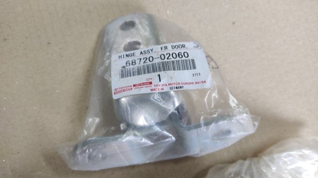 C-HR Rio Sprinter - Zrkadlo sklo tesnenie pant - 13