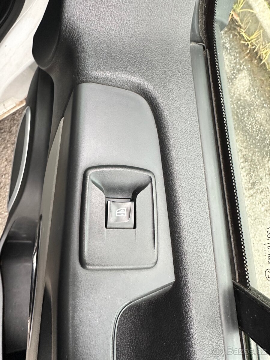 Renault Trafic 1.6 dCi – 9 míst 2017 - 13