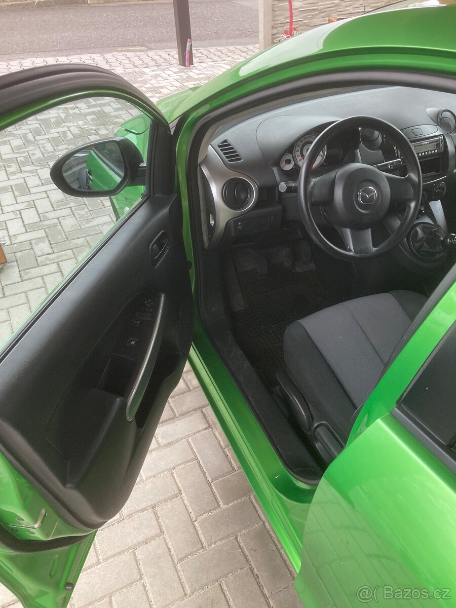 Prodám Mazda 2 1.3 55kw - 13