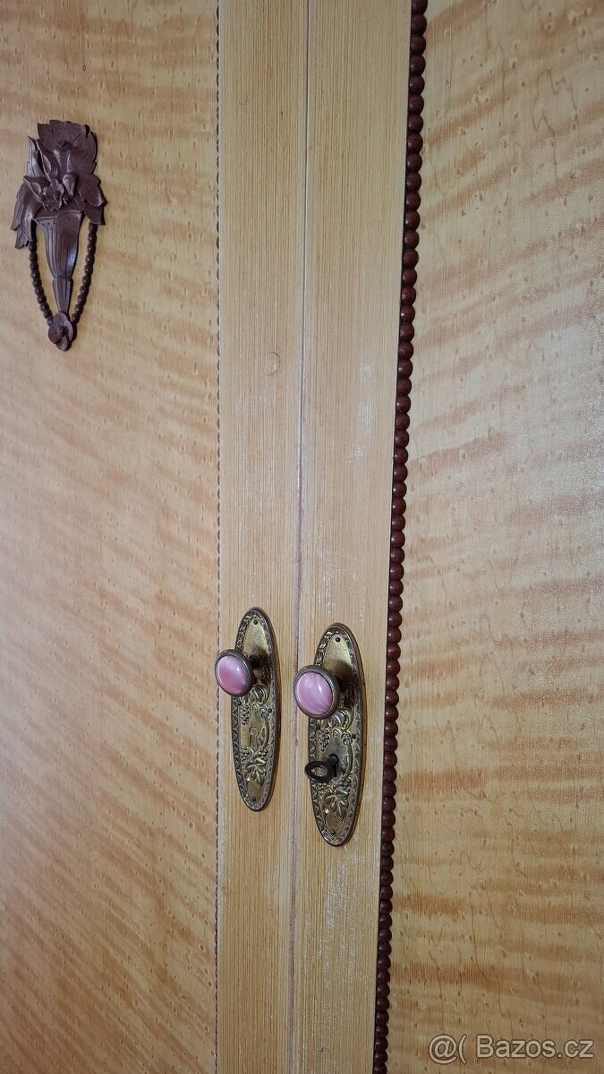Starožitná ložnice komplet - 13