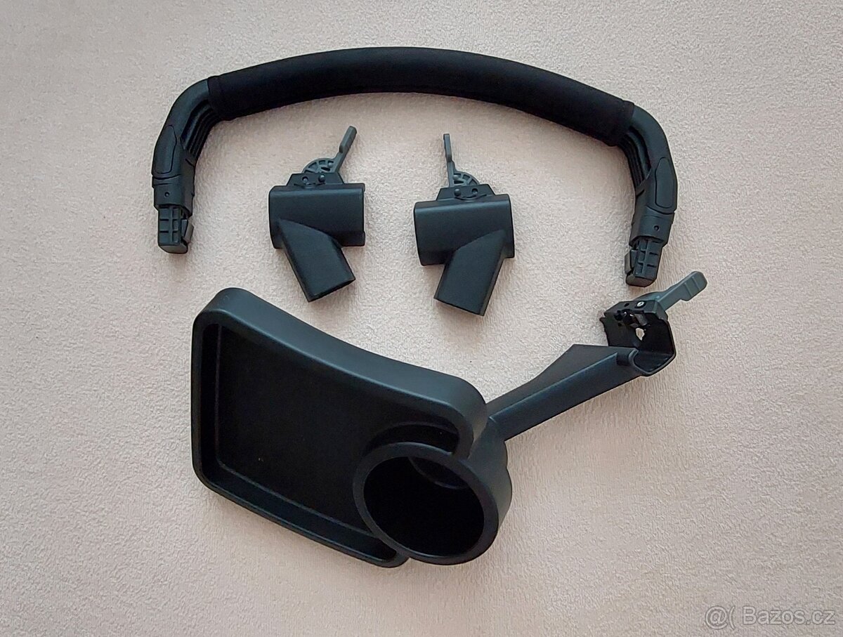 Thule Urban Glide 2 Black on Black - 13