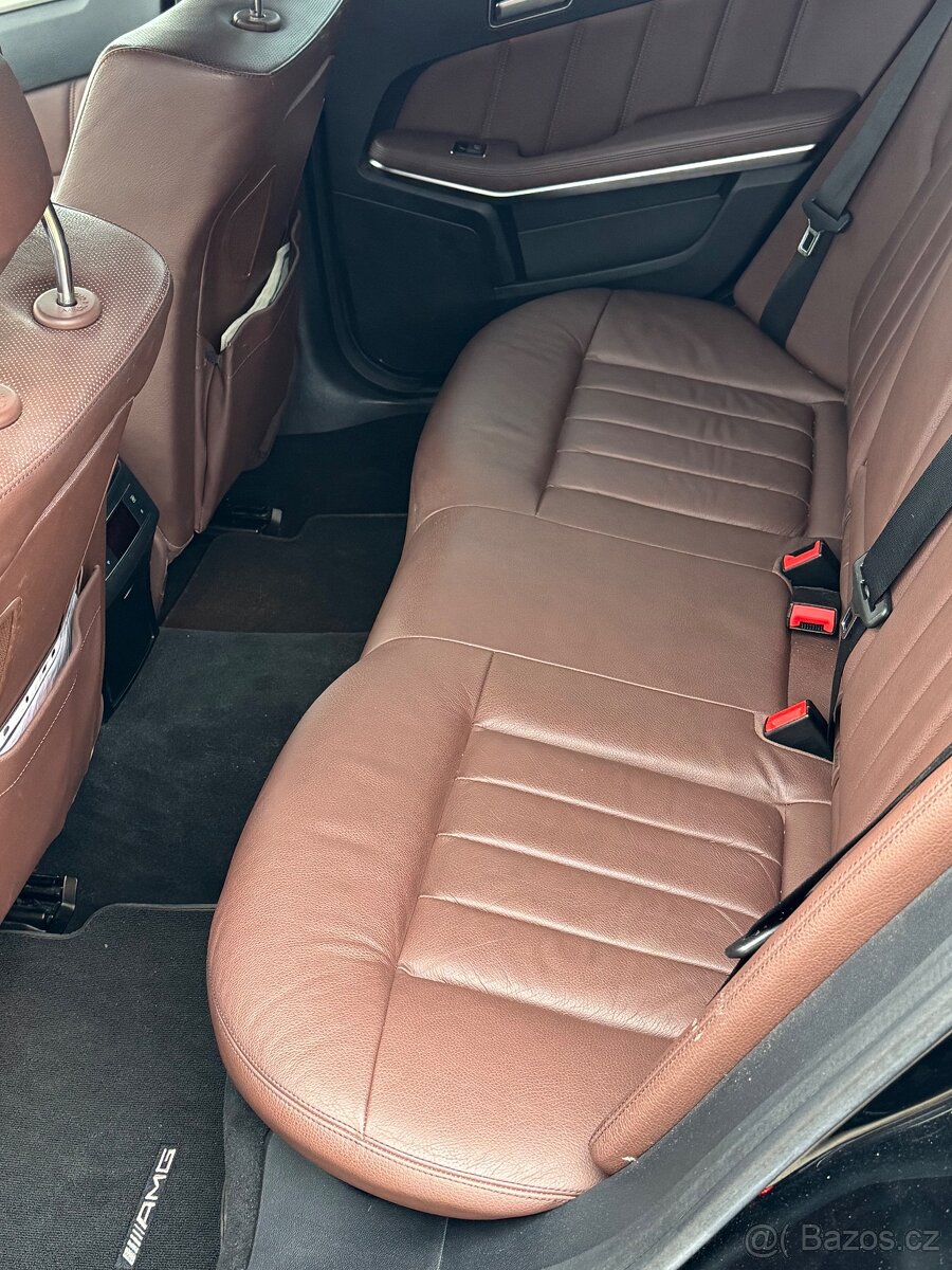 Mercedes benz E250 - 13