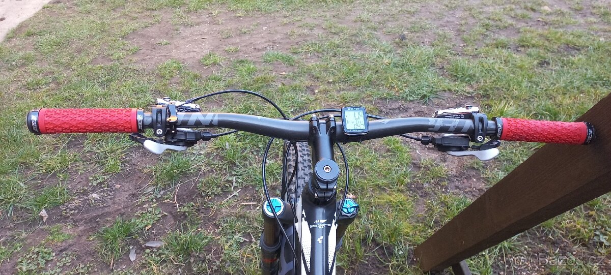 Cube Stereo HP 140 karbon - 13