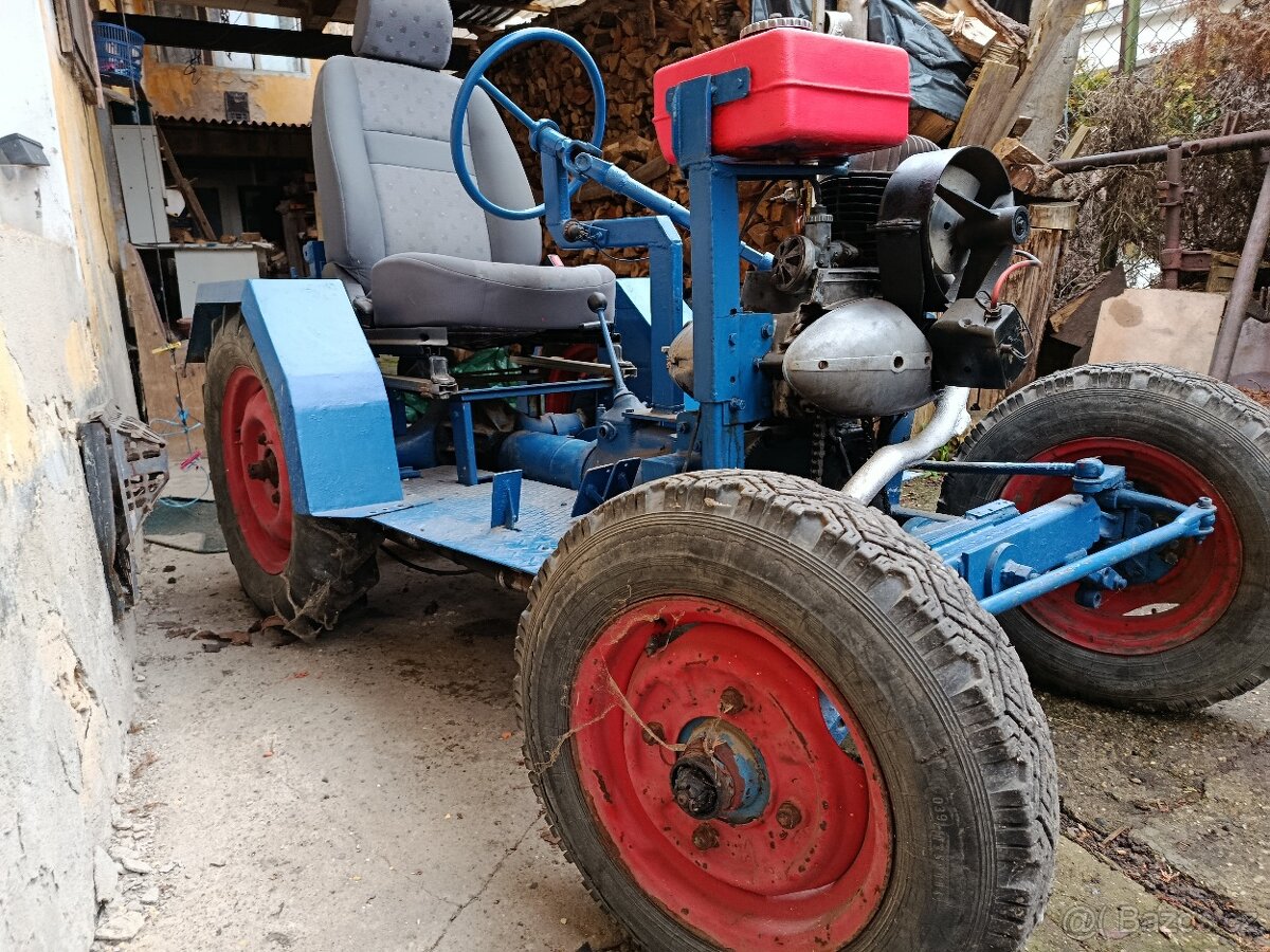 MALOTRAKTOR - 13