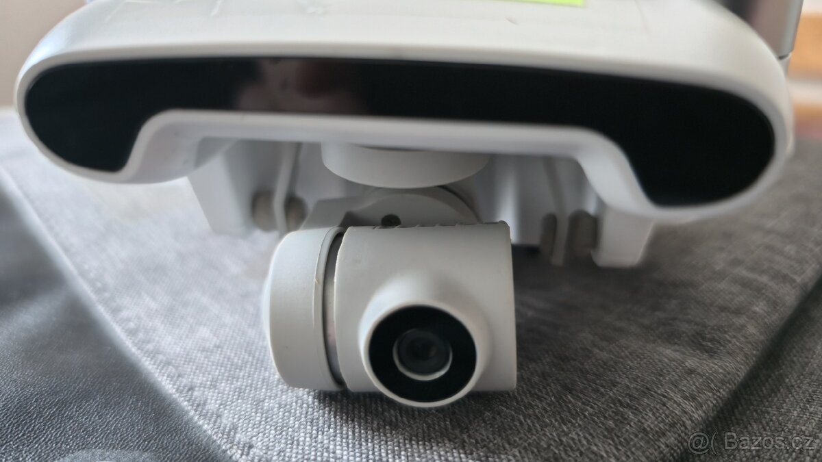 Prodám 2drony FIMI x8 SE 2022, a FIMI x8 Tele Max za - - 13