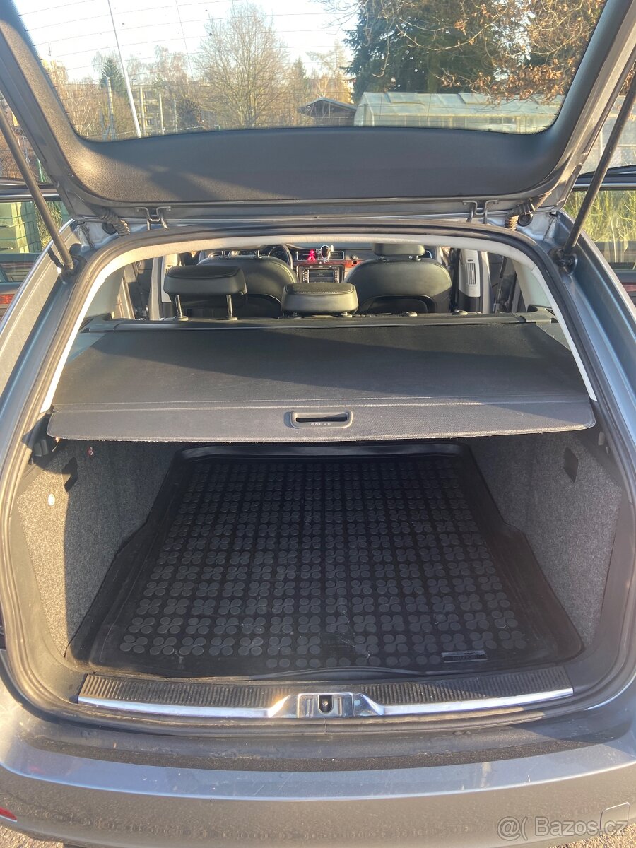 Škoda Superb II 2.0 tdi elegance combi 125 kw - 13