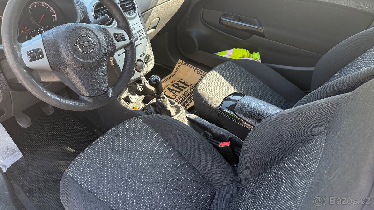 Opel Corsa 1,3 CDTI 55kW, 2011 PickUp - 13