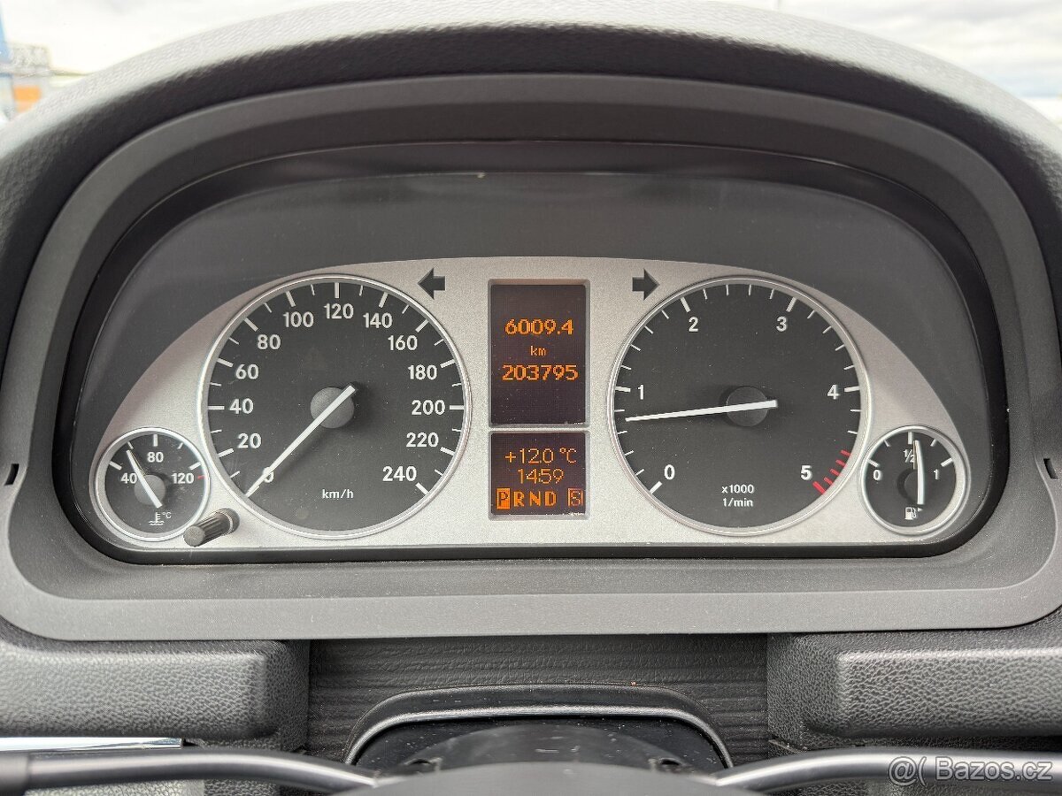 2010 Mercedes B180 CDI, automat - 13