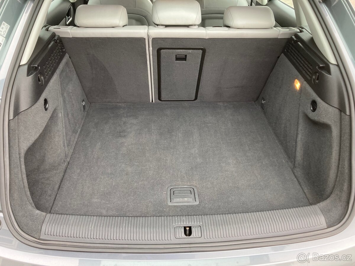 Audi Q3 2,0 TDi 103kw - 13