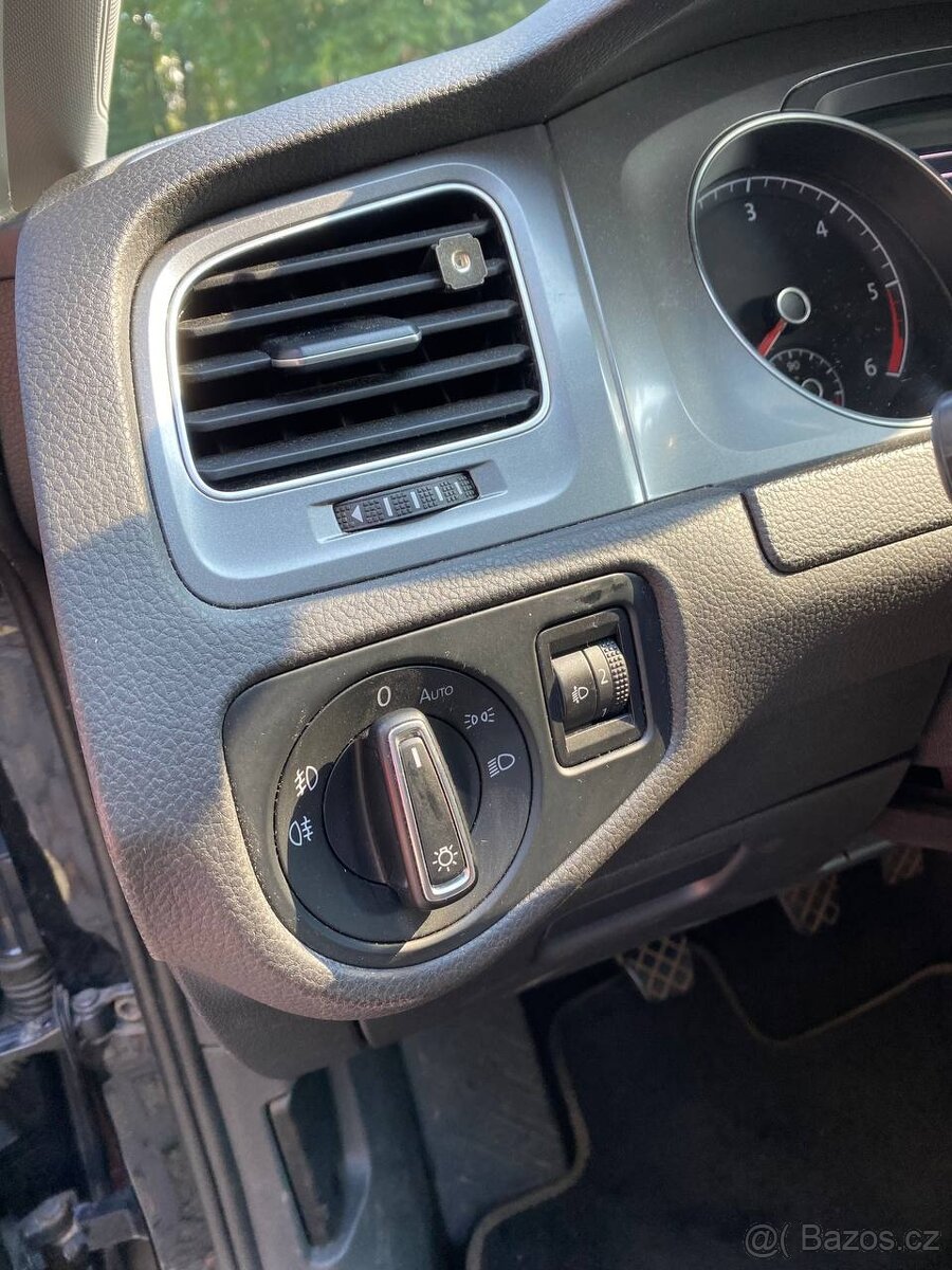 Volkswagen Golf 7 - 13