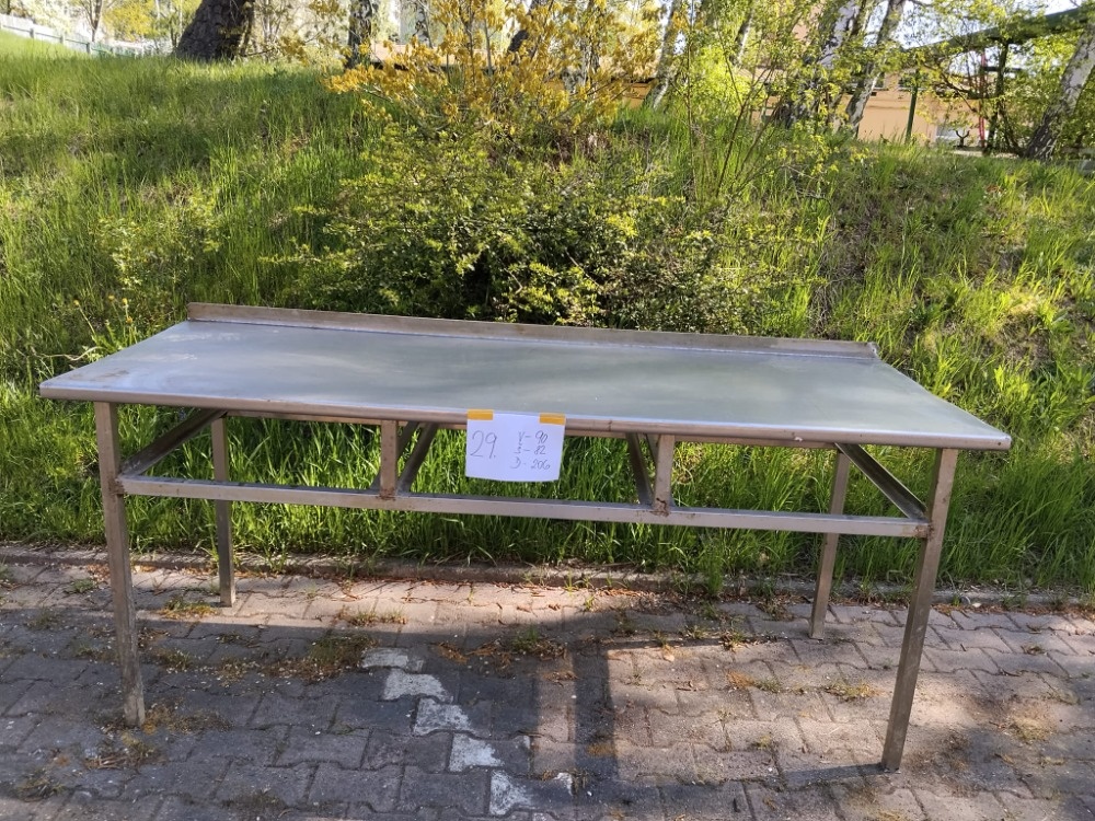 nerezový stůl - 13