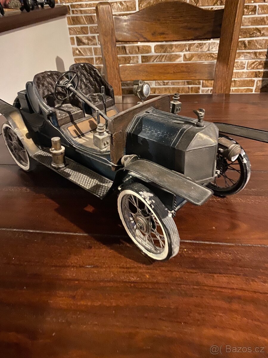Plechové auta - 13