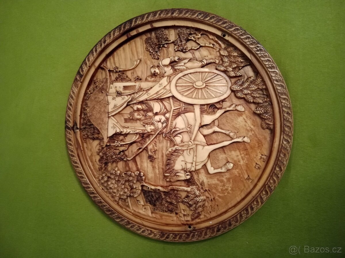 Stolek japonský historizující vyřezávaný sleva na 3990 - 13