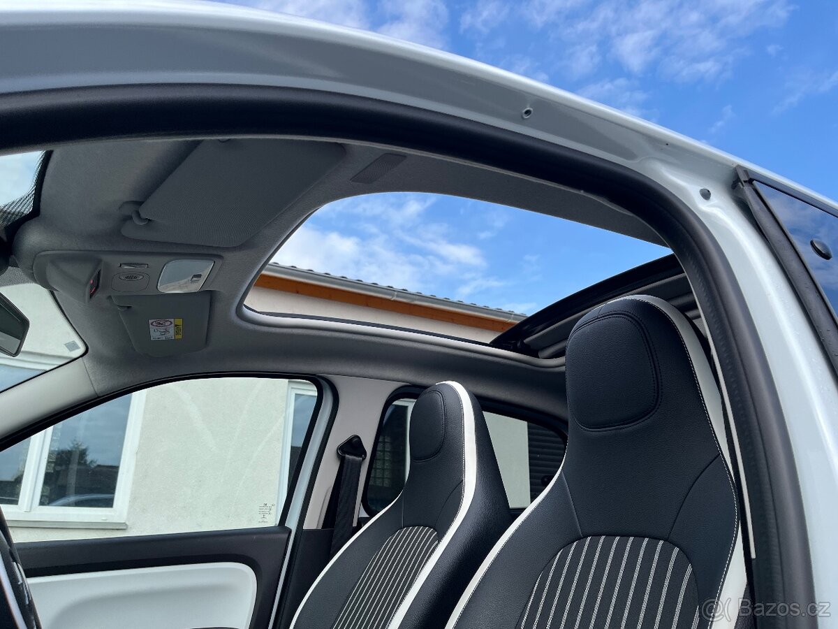 RENAULT TWINGO TECHNO NAVI Electric rv.2023 - 13