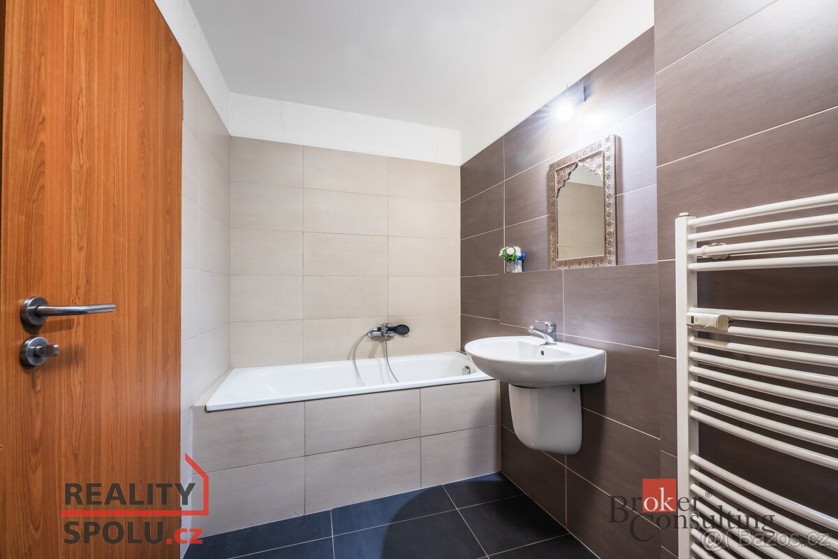 Převod dr. podílu, byty/2+kk, 55 m2, Hálkova 1725/15, 74705 - 13