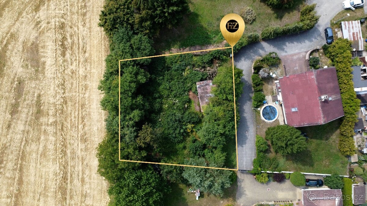 Stavební pozemek v Praze 16 - 13