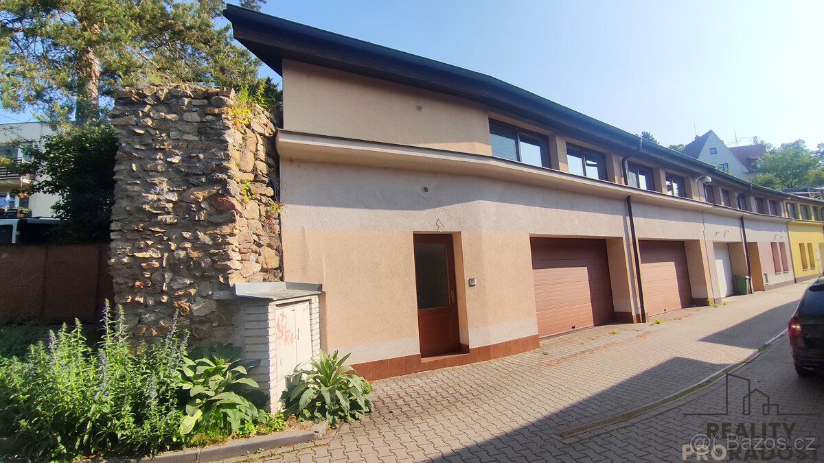 Pronájem bytu 3+1 Pod Hradbami, Velké Meziříčí - 13